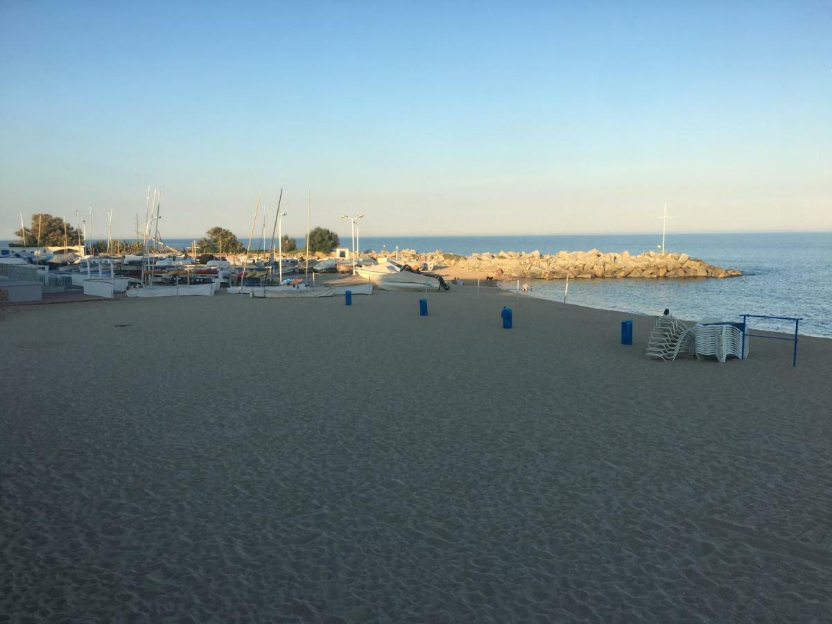 Vilamarlux I Vilassar De Mar Esterno foto